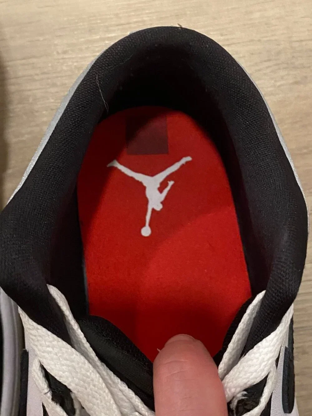 Air Jordan 1 Low SE Matte Silver Men’s 9